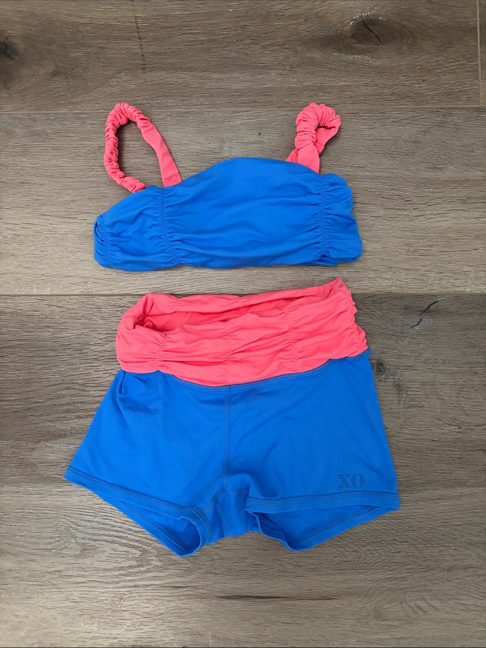 XO dance Girls' Blue and Coral Two-Piece Active set
